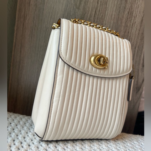 Coach Parker 16 backpack - Picture 6 of 8